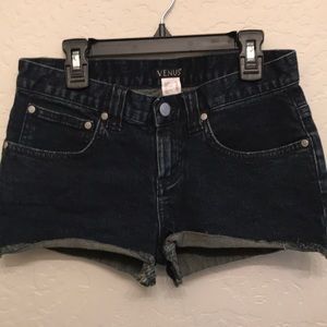 Fun shorty shorts‎